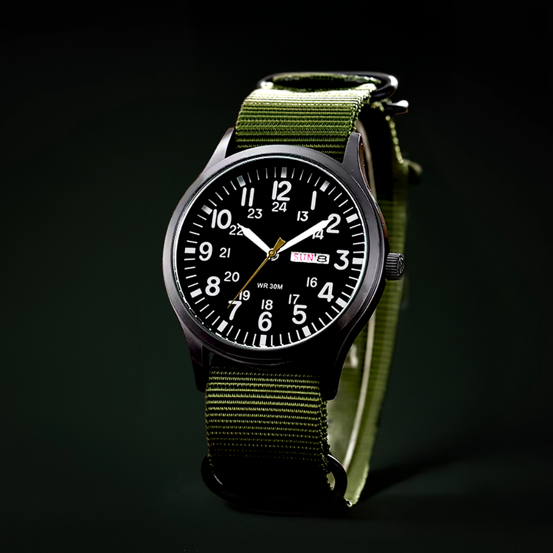 Joris | Duurzaam Veldhorloge met Stoffen Band en 24-Uursdisplay 4