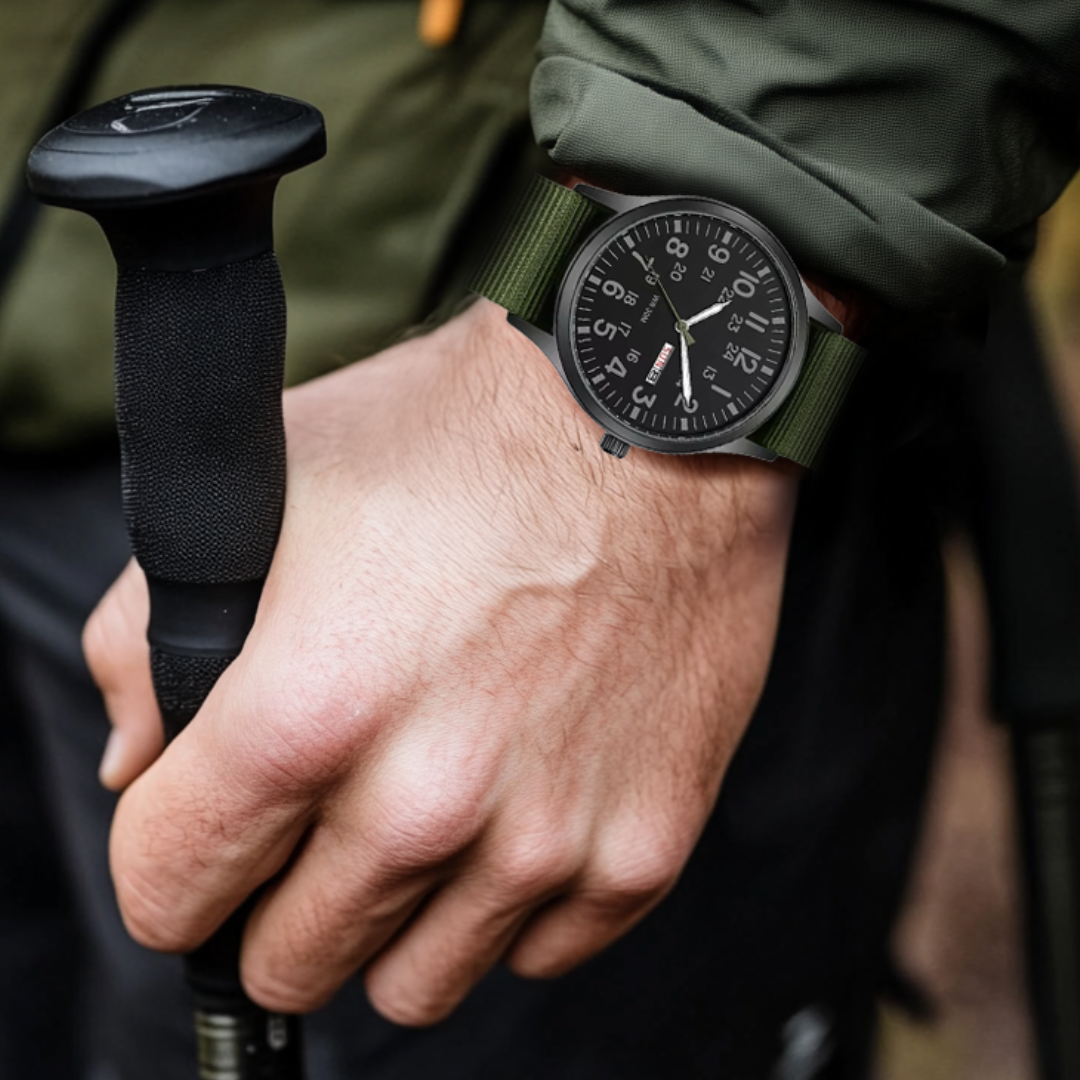 Joris | Robuust Veldhorloge met Stoffen Band en Quartz Uurwerk 6